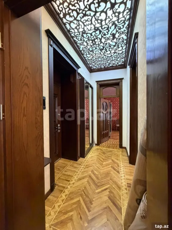 Kirayə verilir 3 otaqlı mənzil 105 m²