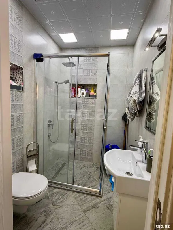 Satılır 3 otaqlı yeni tikili 82 m²