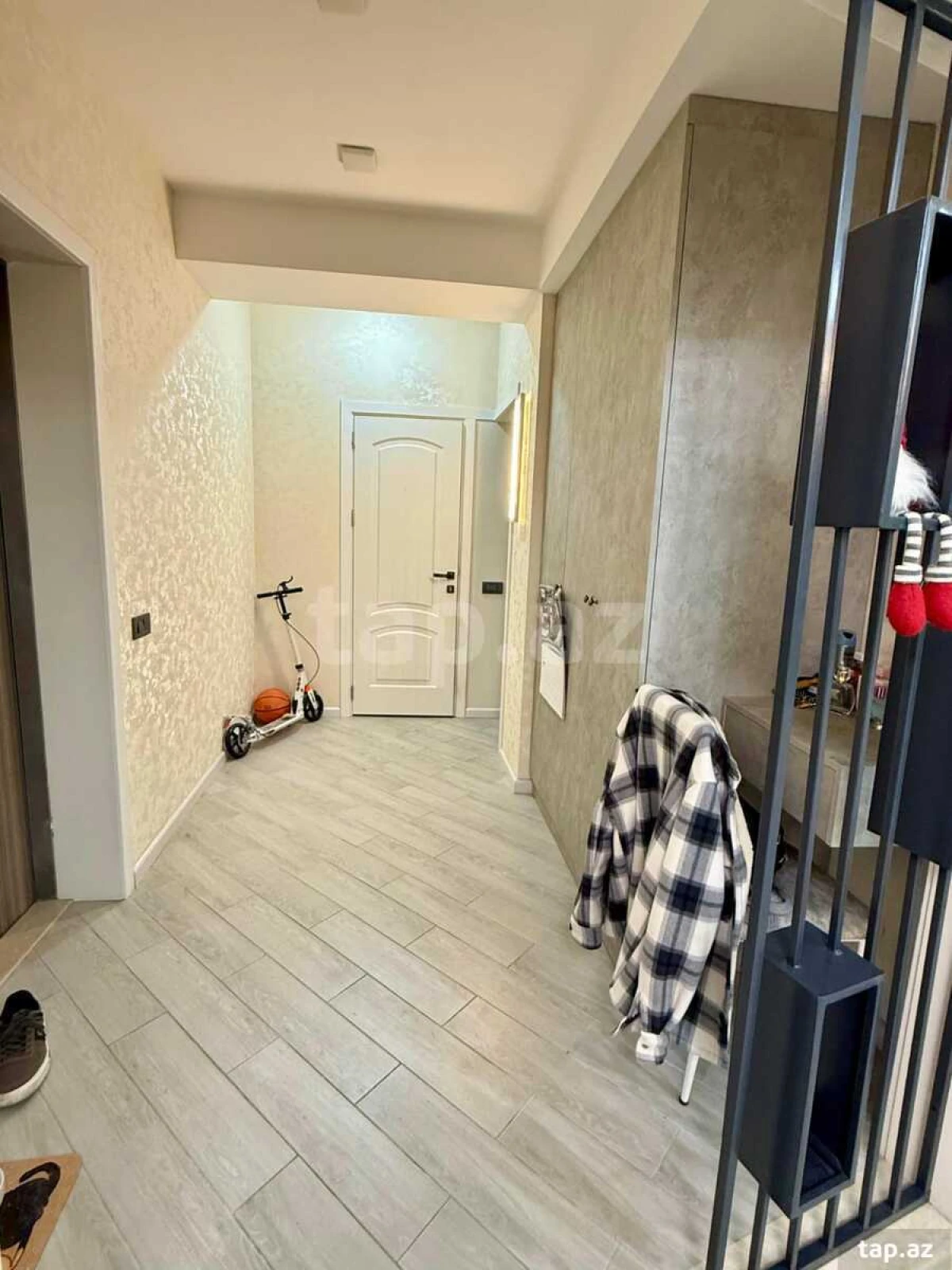 Satılır 3 otaqlı yeni tikili 82 m²