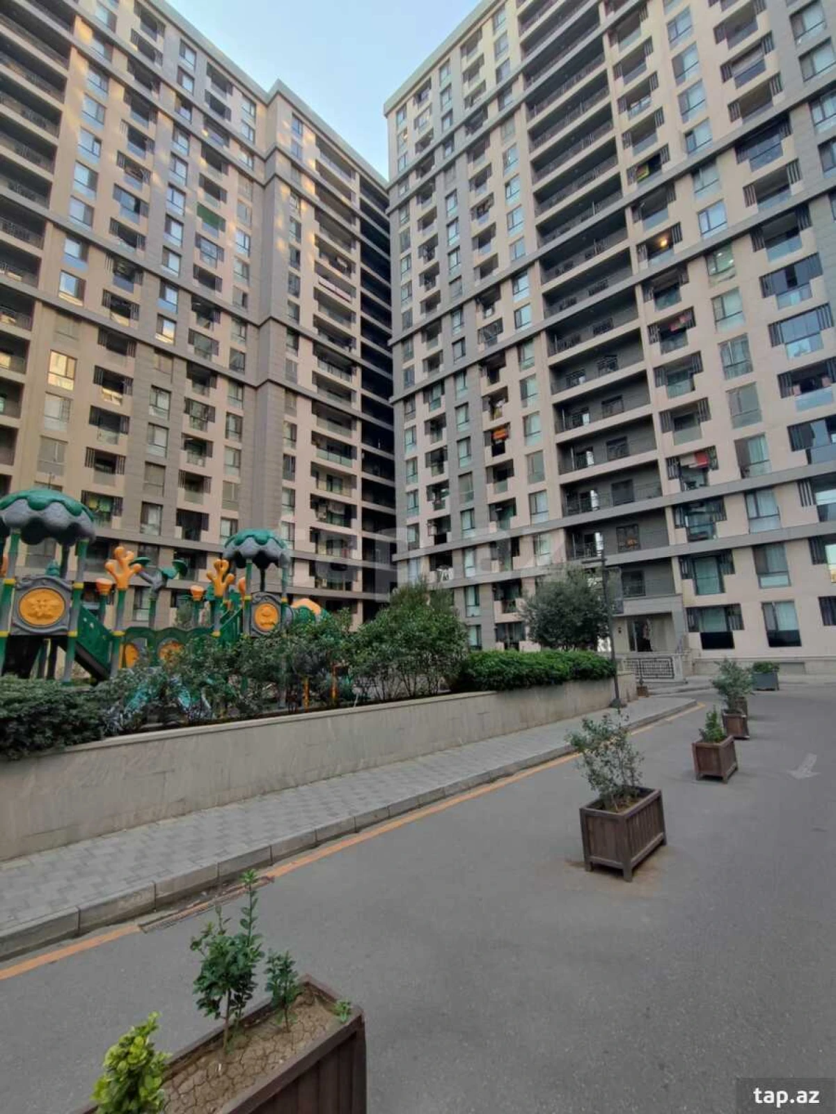 Satılır 3 otaqlı yeni tikili 82 m²