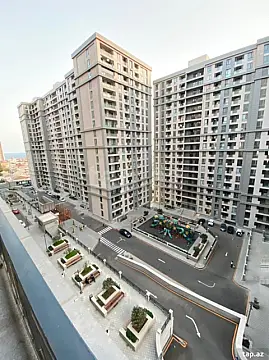 Satılır 3 otaqlı yeni tikili 82 m²