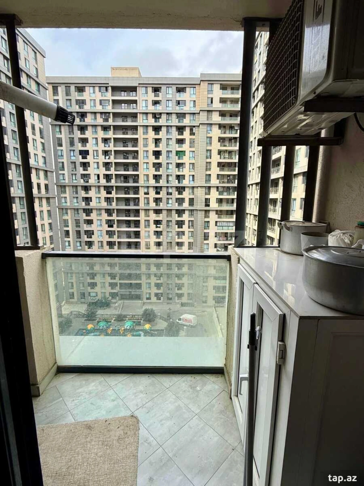 Satılır 3 otaqlı yeni tikili 82 m²