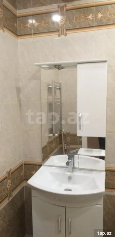 Kirayə verilir 2 otaqlı yeni tikili 65 m²