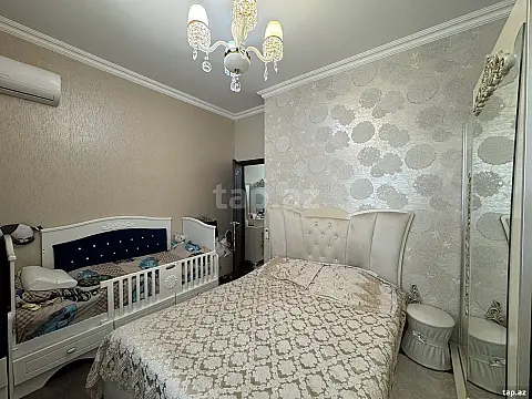 Satılır 2 otaqlı yeni tikili 65 m²