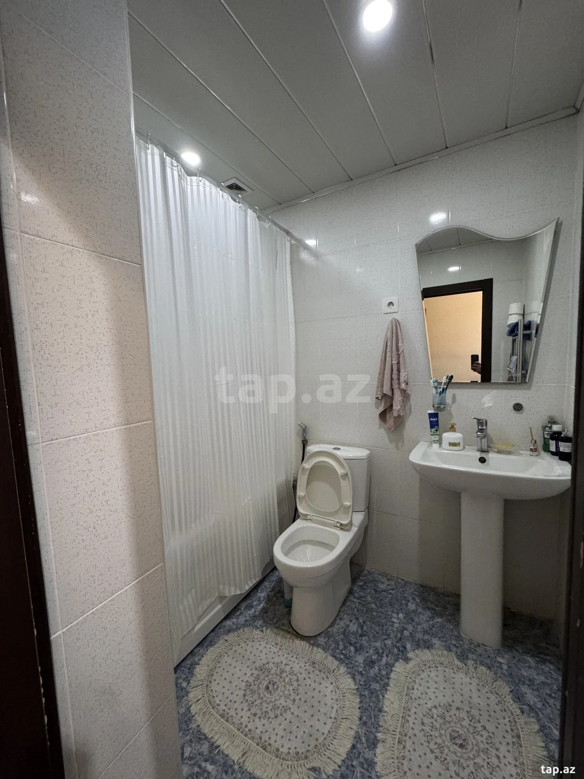 Satılır 2 otaqlı yeni tikili 65 m²