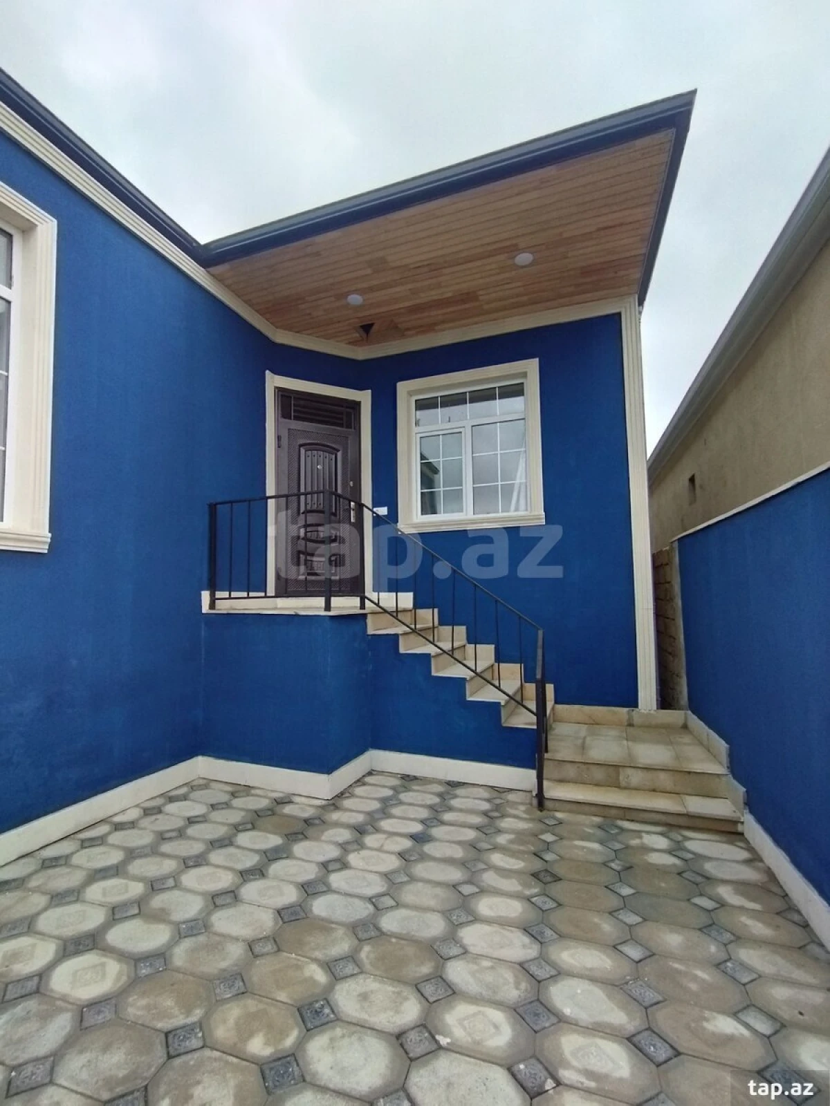 Satılır 4 otaqlı həyət evi