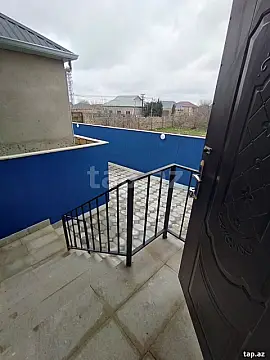 Satılır 4 otaqlı həyət evi