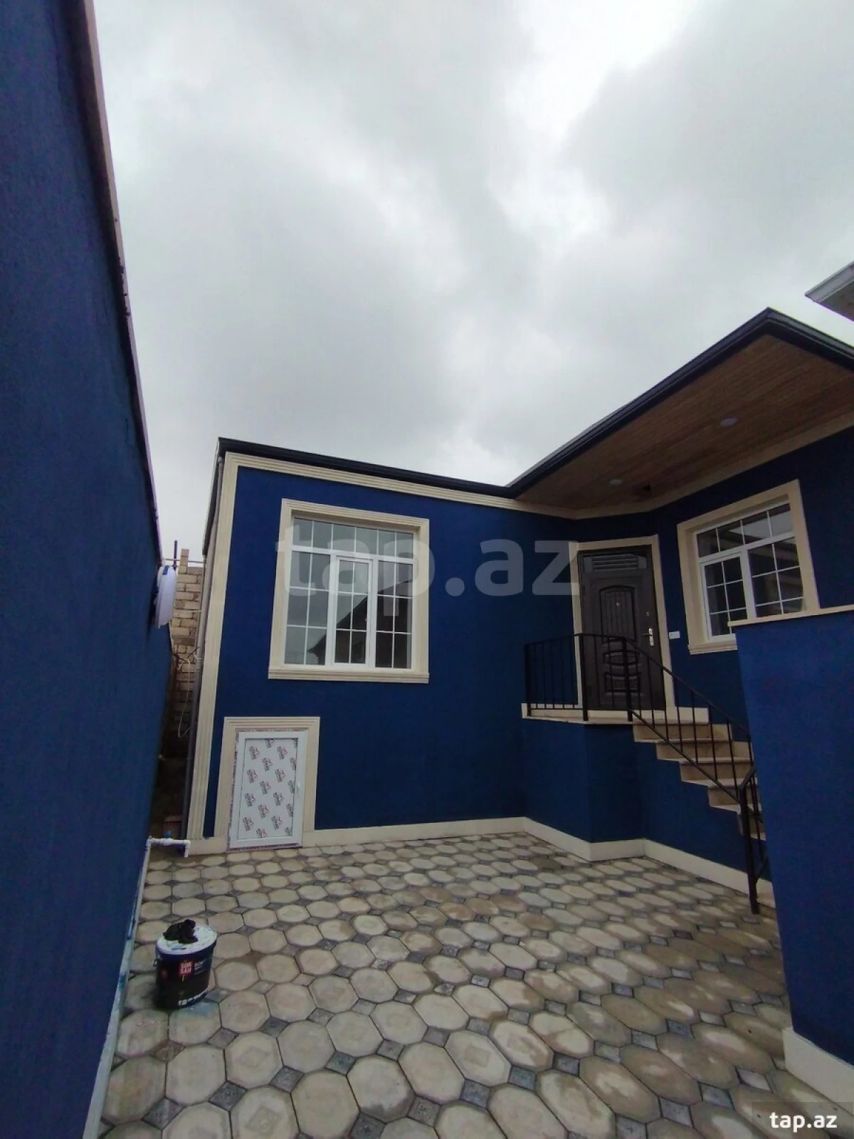 Satılır 4 otaqlı həyət evi