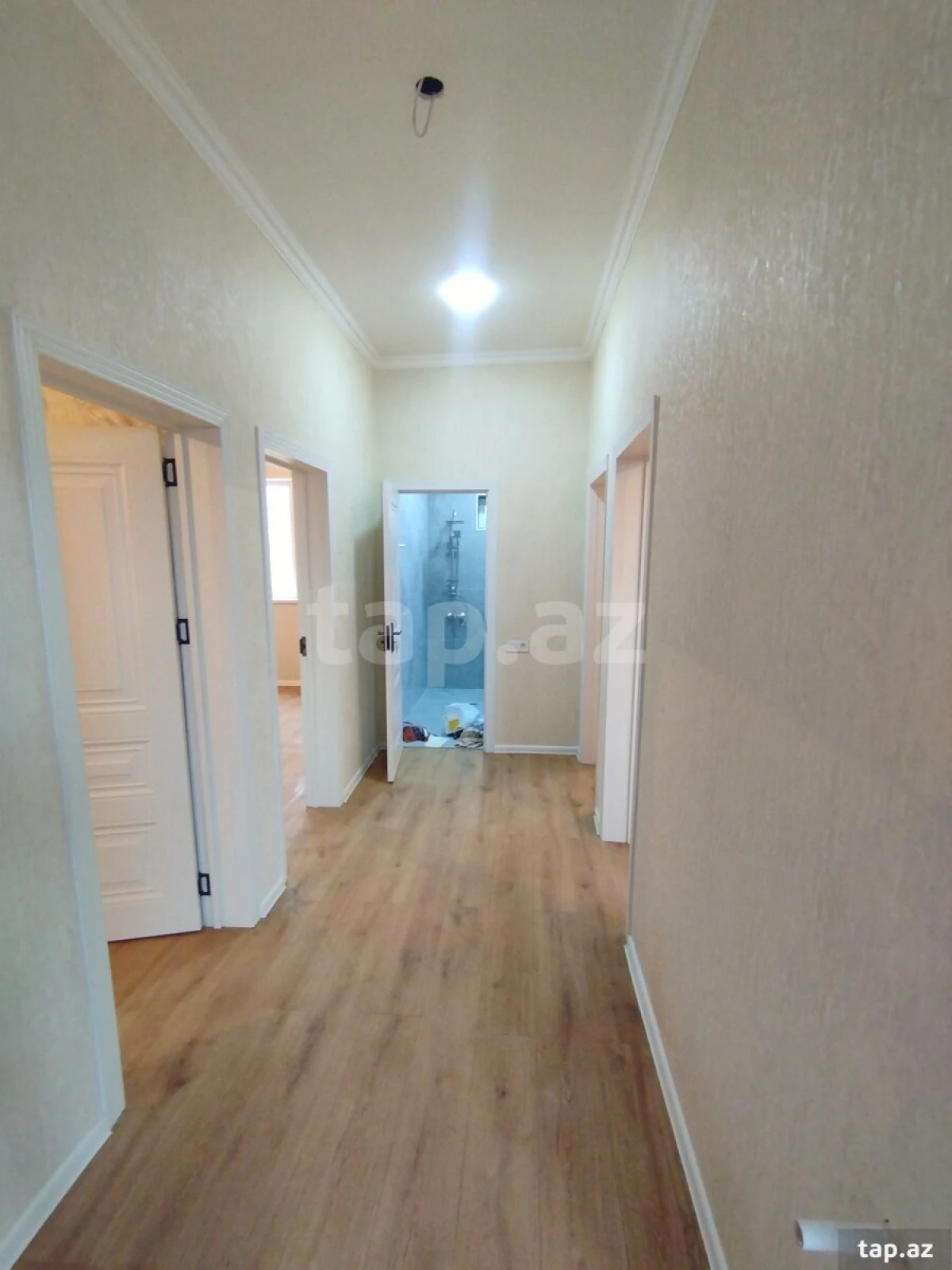 Satılır 4 otaqlı həyət evi