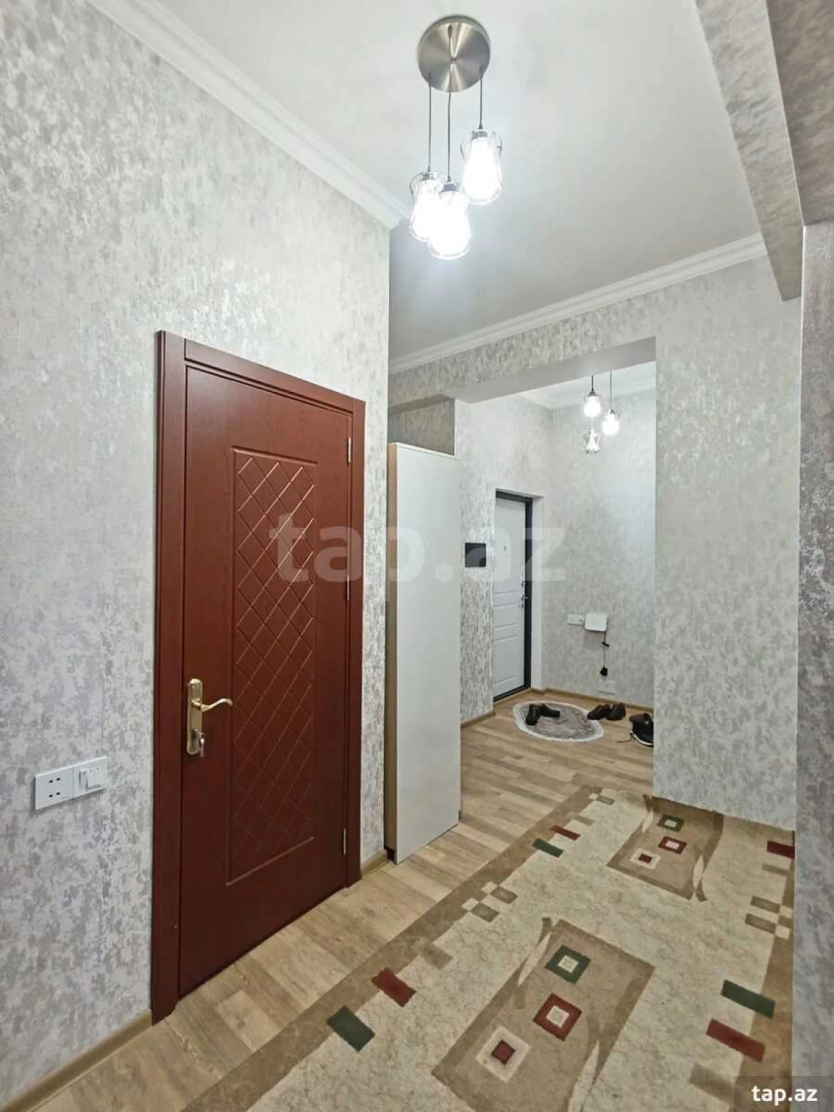 Kirayə verilir 2 otaqlı yeni tikili 60 m²
