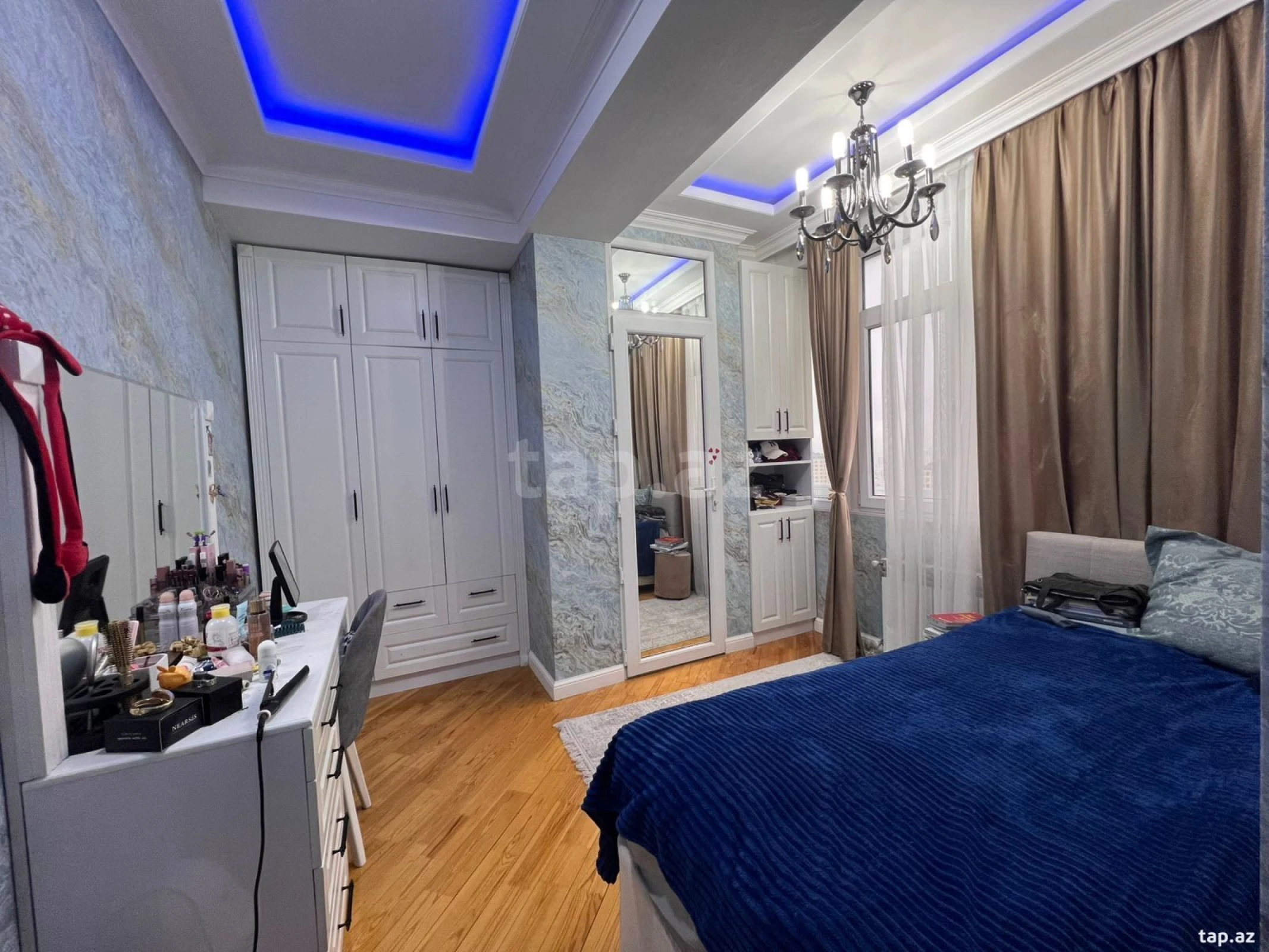 Kirayə verilir 3 otaqlı yeni tikili 110 m²