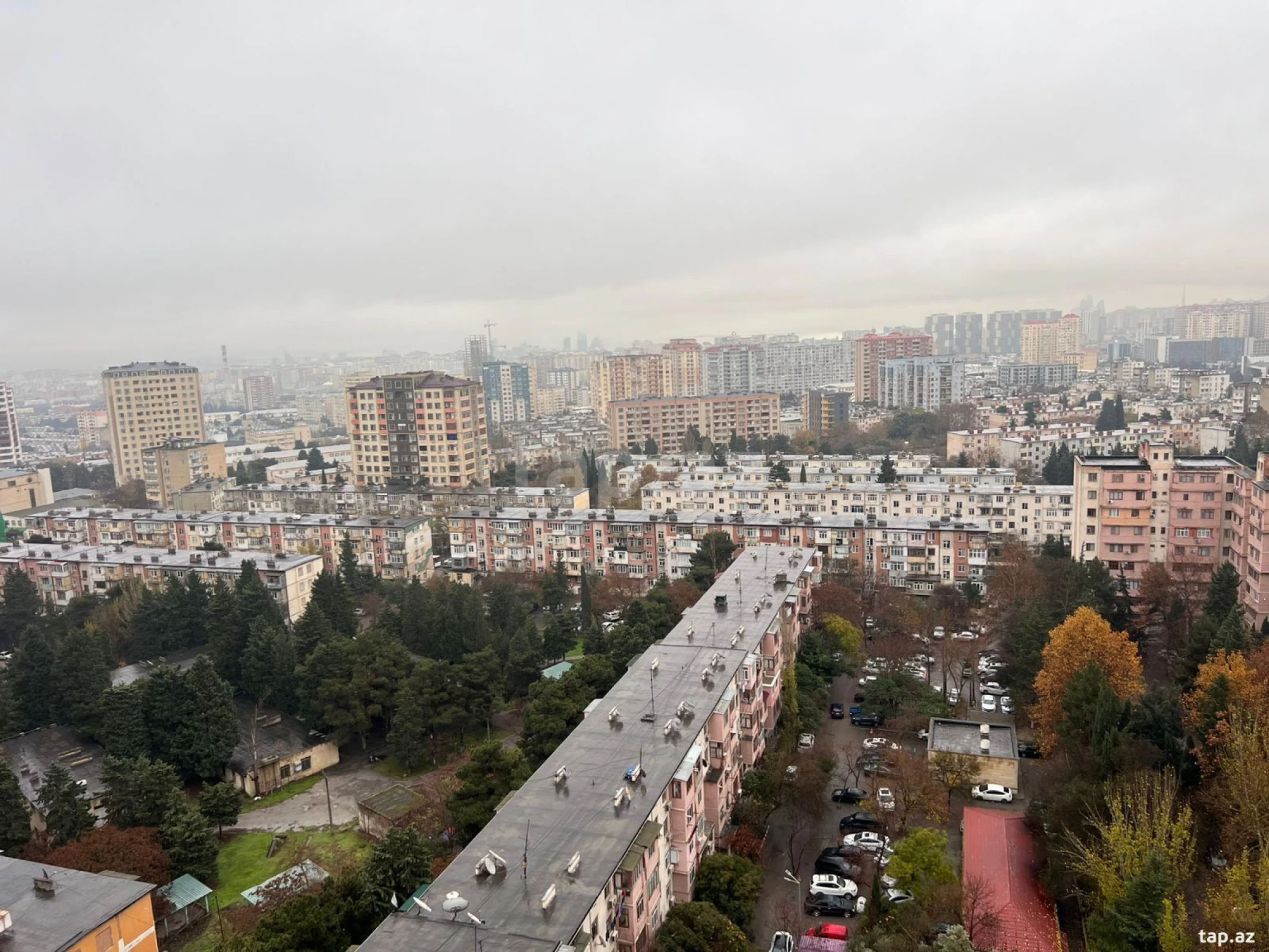 Kirayə verilir 3 otaqlı yeni tikili 110 m²