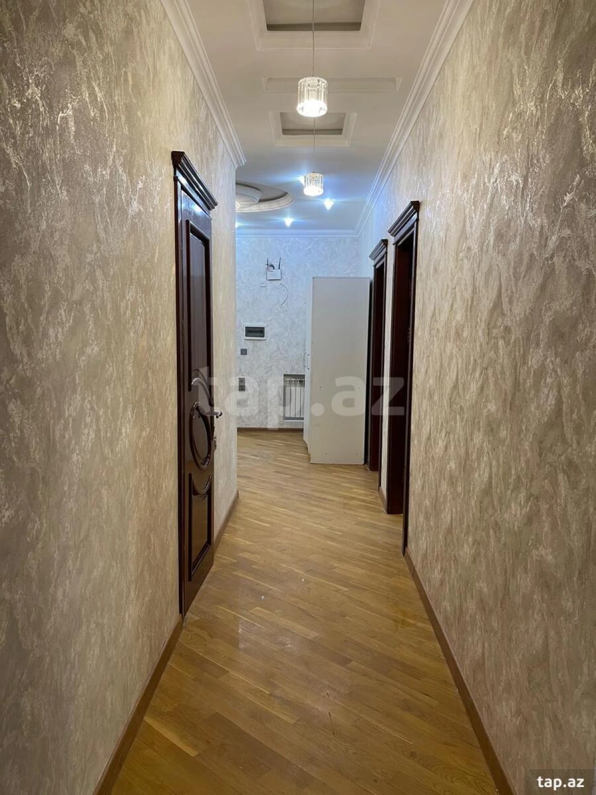 Satılır 3 otaqlı yeni tikili 150 m²