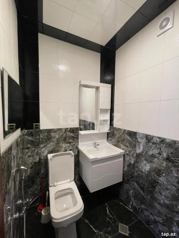 Satılır 3 otaqlı yeni tikili 150 m²