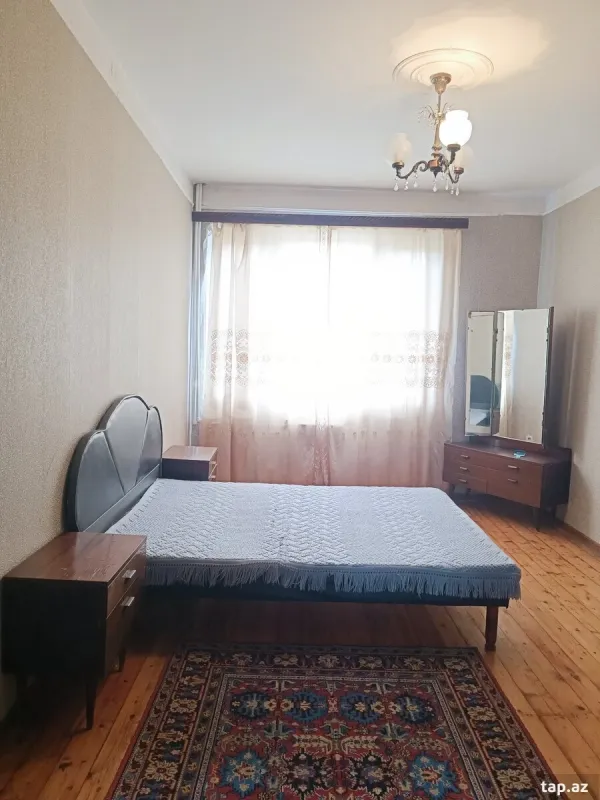 Kirayə verilir 2 otaqlı mənzil 50 m²