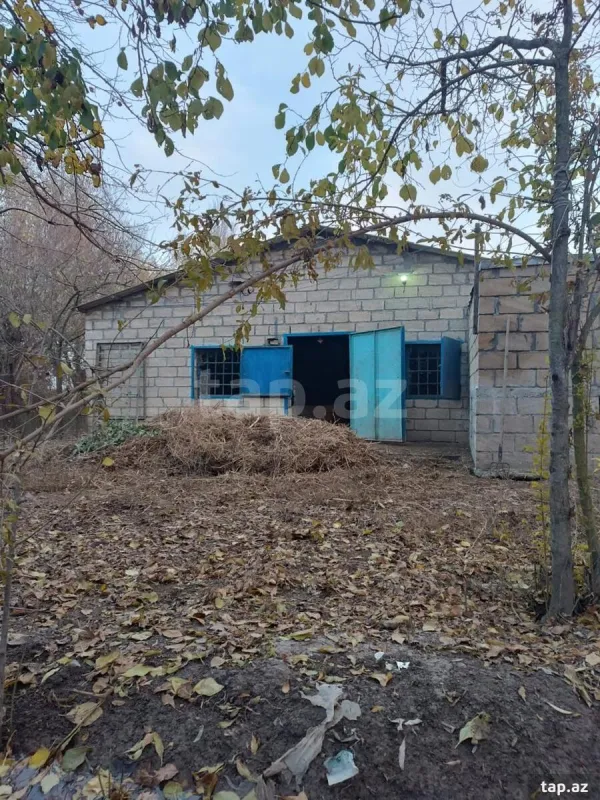 Satılır 4 otaqlı həyət evi