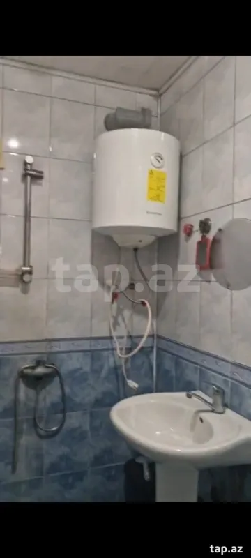 Kirayə verilir 3 otaqlı həyət evi