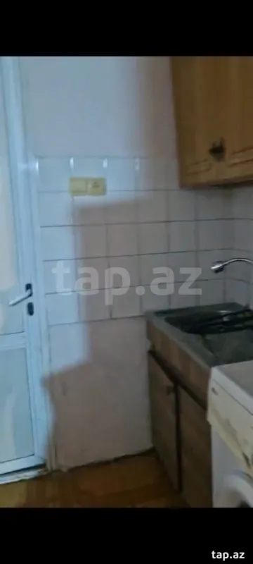 Kirayə verilir 3 otaqlı həyət evi