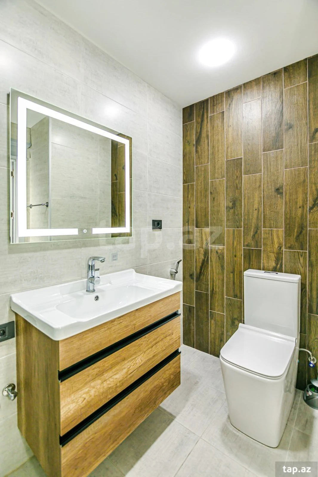 Kirayə verilir 2 otaqlı yeni tikili 64 m²