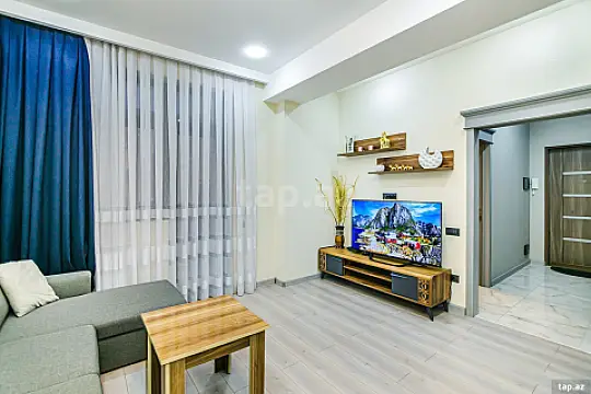 Kirayə verilir 2 otaqlı yeni tikili 64 m²