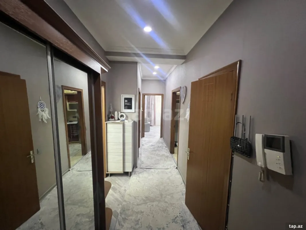 Kirayə verilir 3 otaqlı yeni tikili 60 m²