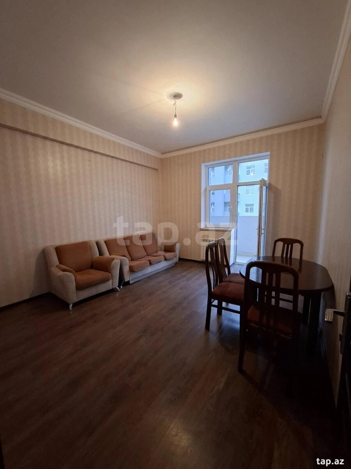 Kirayə verilir 2 otaqlı yeni tikili 80 m²