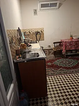 Satılır 6 otaqlı həyət evi