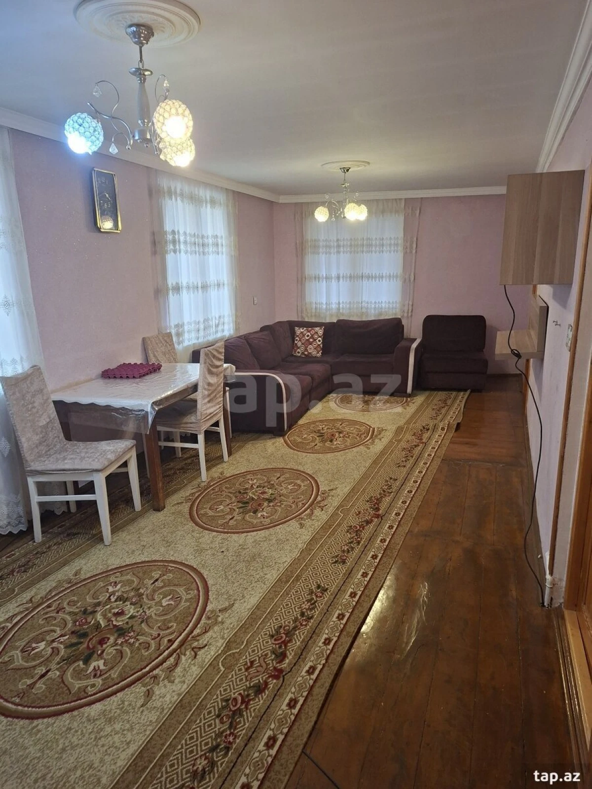 Satılır 6 otaqlı həyət evi