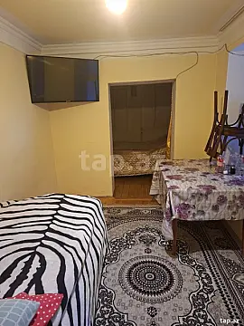 Satılır 6 otaqlı həyət evi