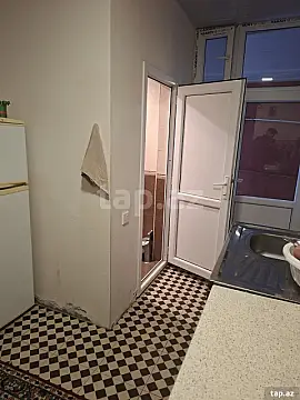 Satılır 6 otaqlı həyət evi