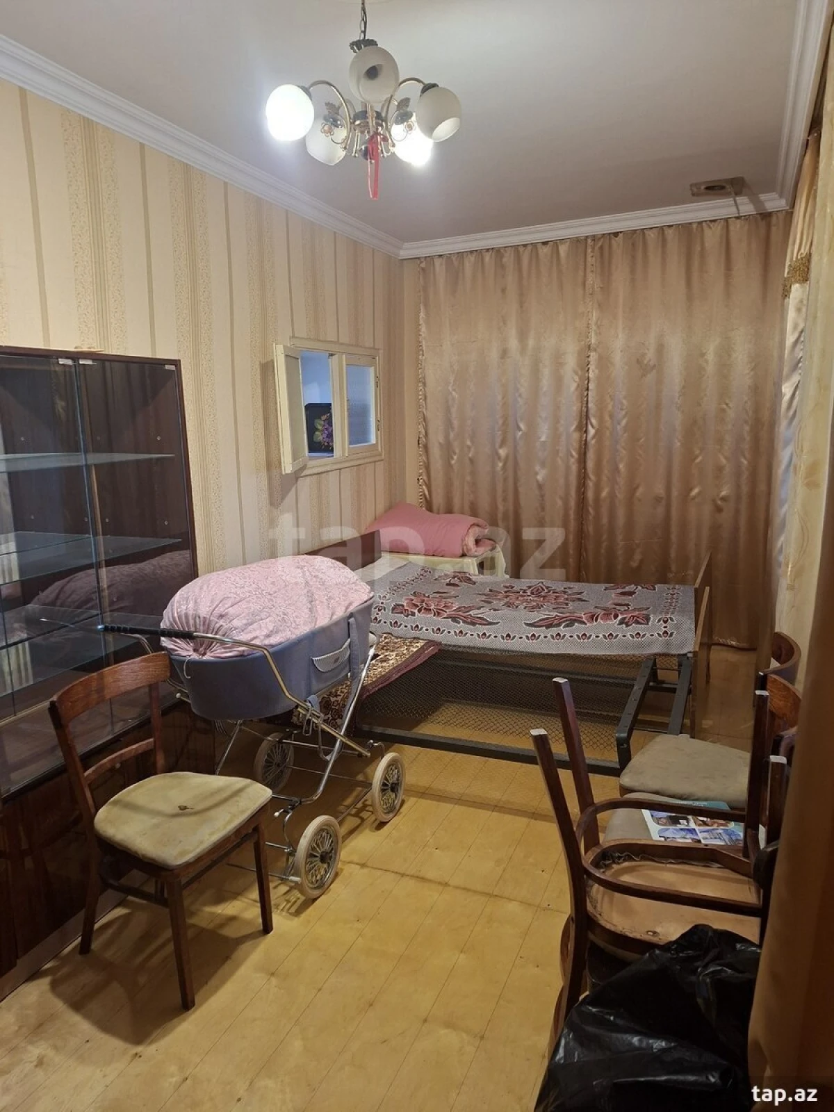 Satılır 6 otaqlı həyət evi