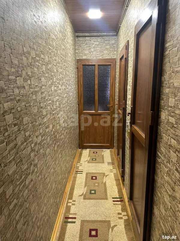 Satılır 4 otaqlı həyət evi