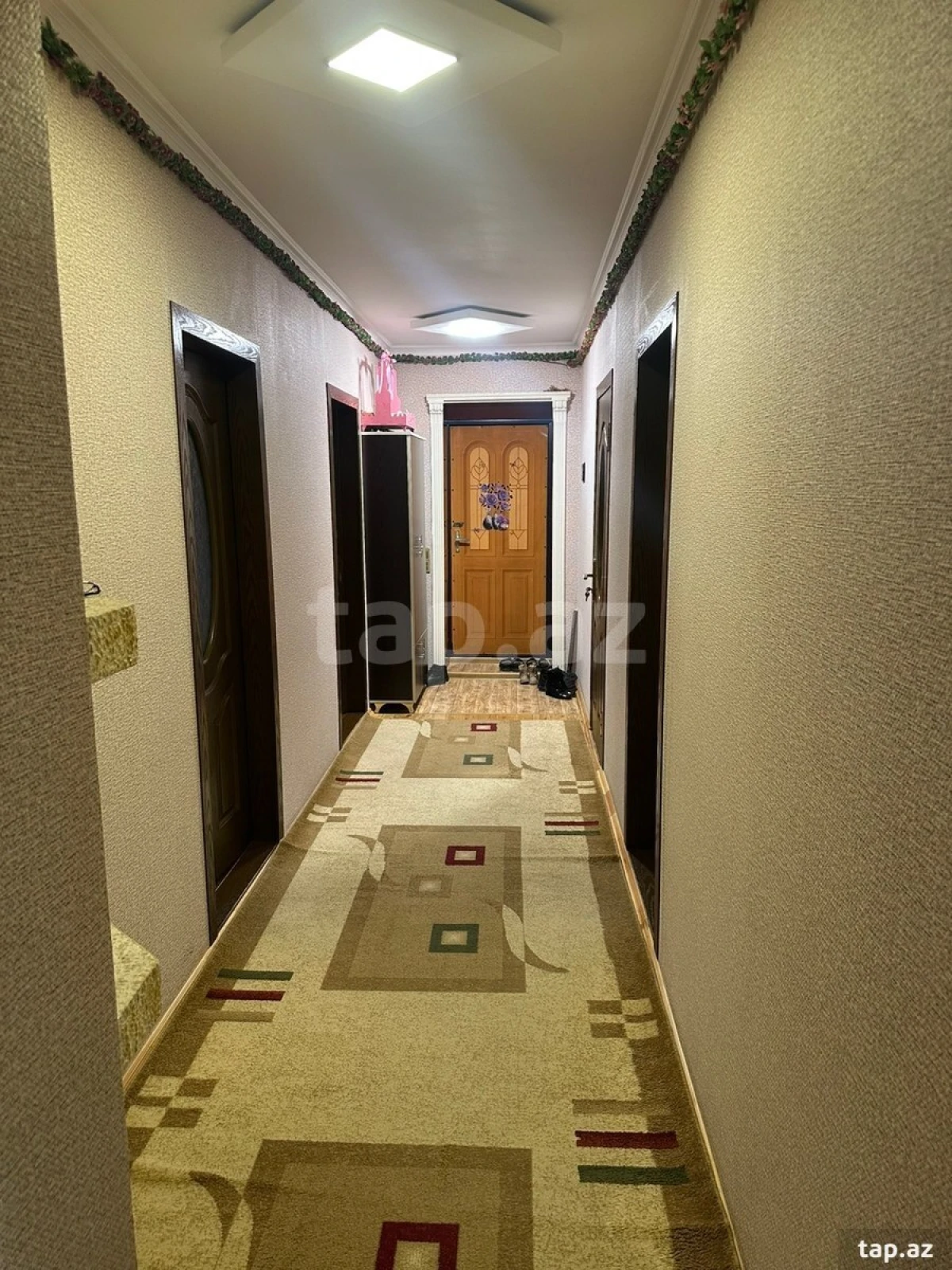 Satılır 4 otaqlı həyət evi