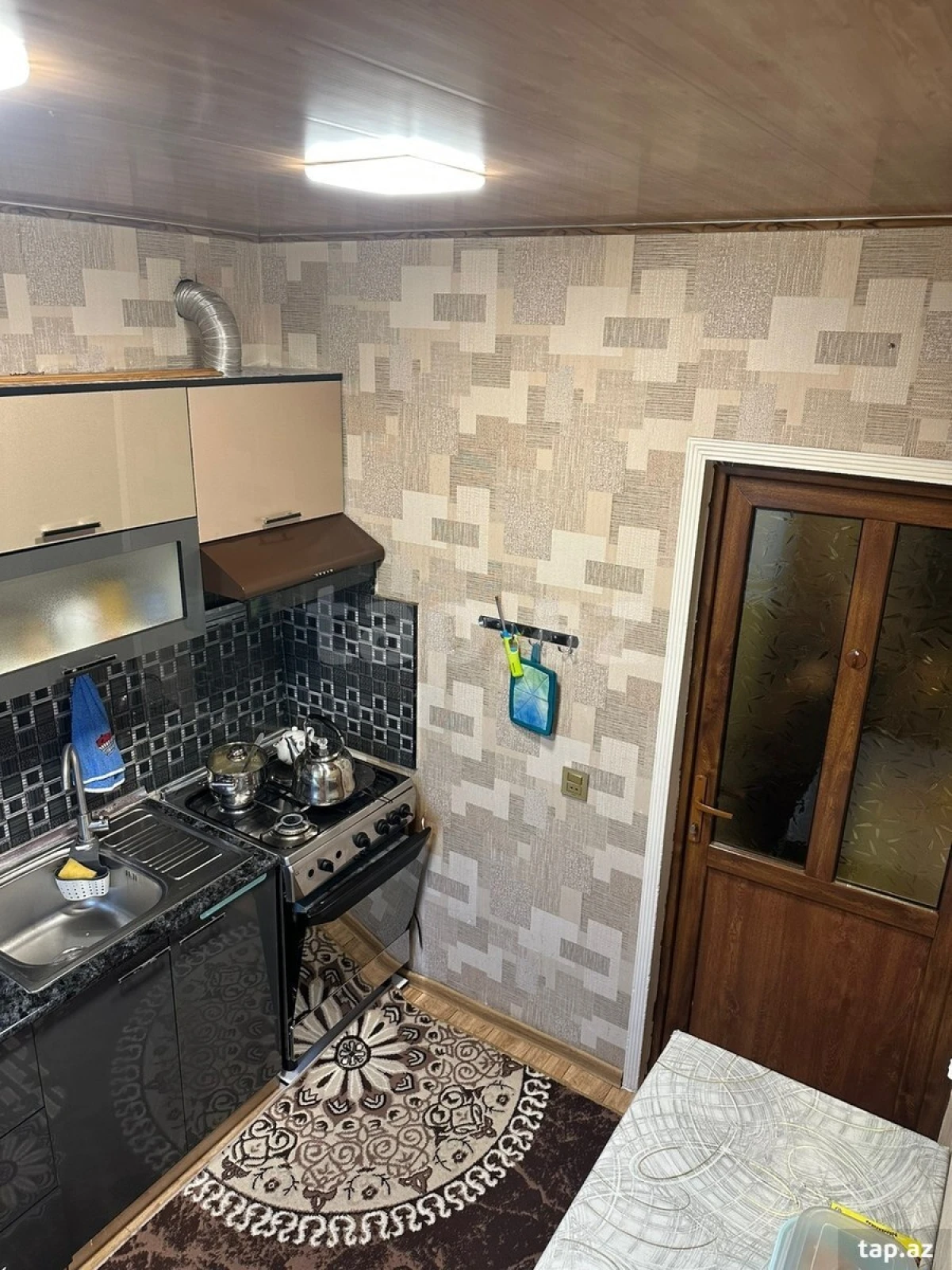 Satılır 4 otaqlı həyət evi