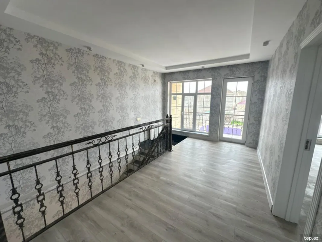 Satılır 4 otaqlı həyət evi