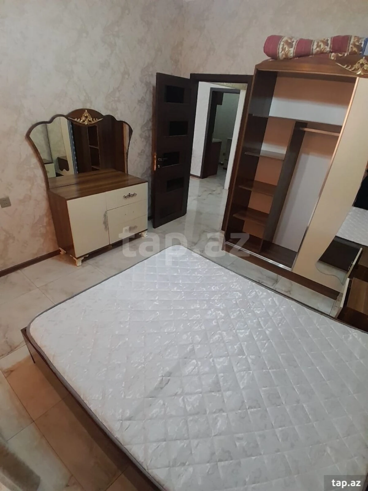 Kirayə verilir 2 otaqlı yeni tikili 75 m²
