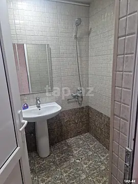 Kirayə verilir 2 otaqlı mənzil 60 m²