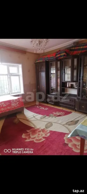 Satılır 6 otaqlı həyət evi