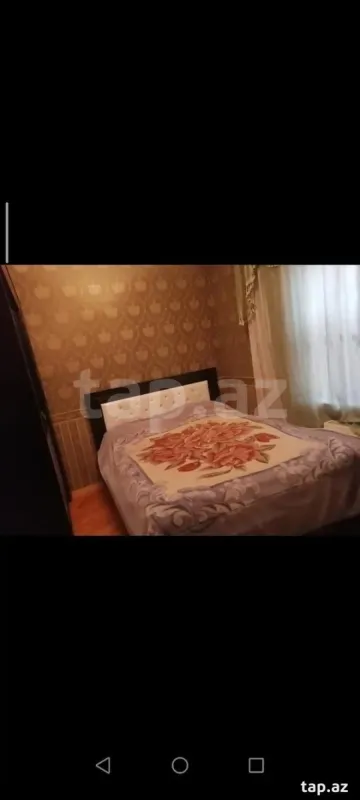 Satılır 6 otaqlı həyət evi