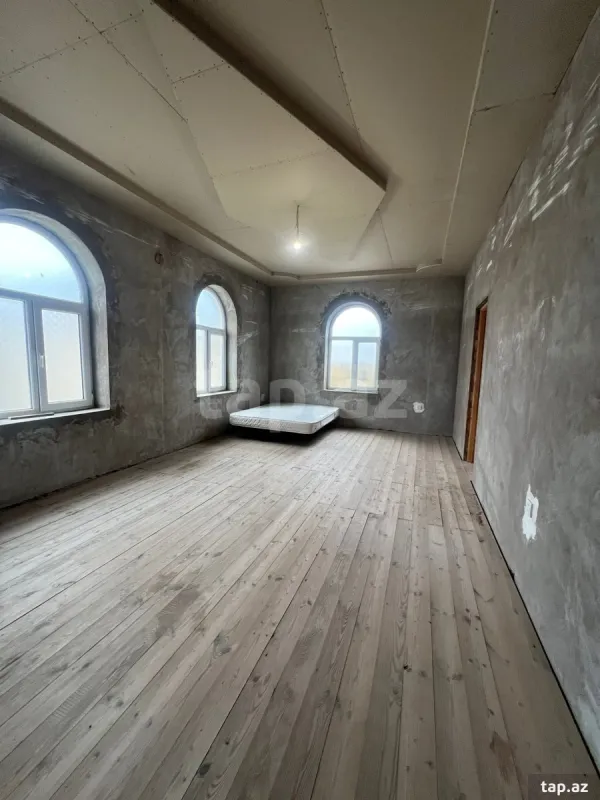 Satılır 3 otaqlı həyət evi