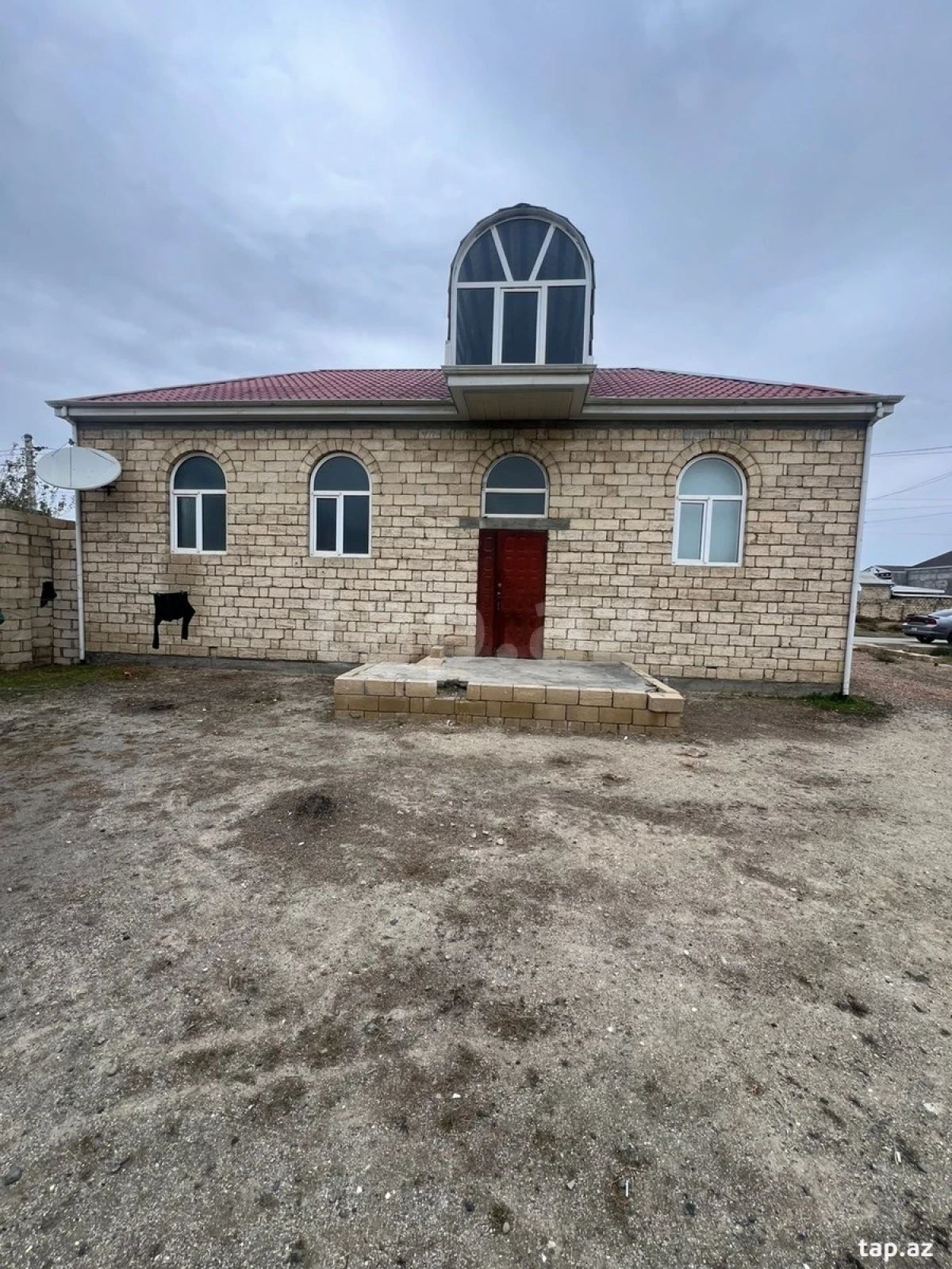 Satılır 3 otaqlı həyət evi