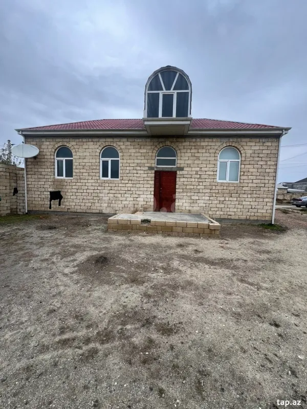 Satılır 3 otaqlı həyət evi
