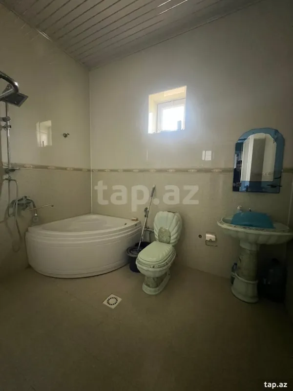 Satılır 3 otaqlı həyət evi