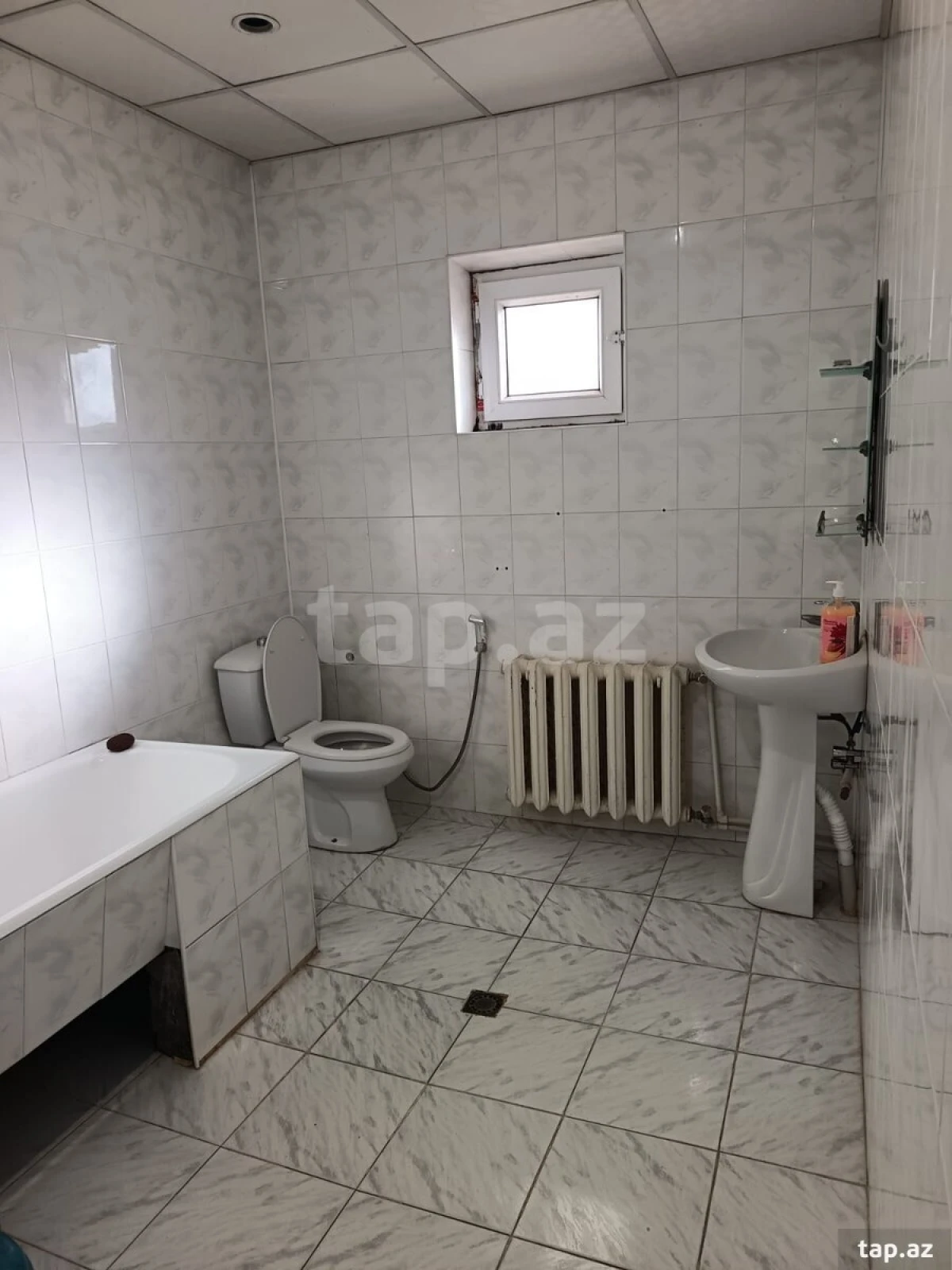 Satılır 5 otaqlı həyət evi