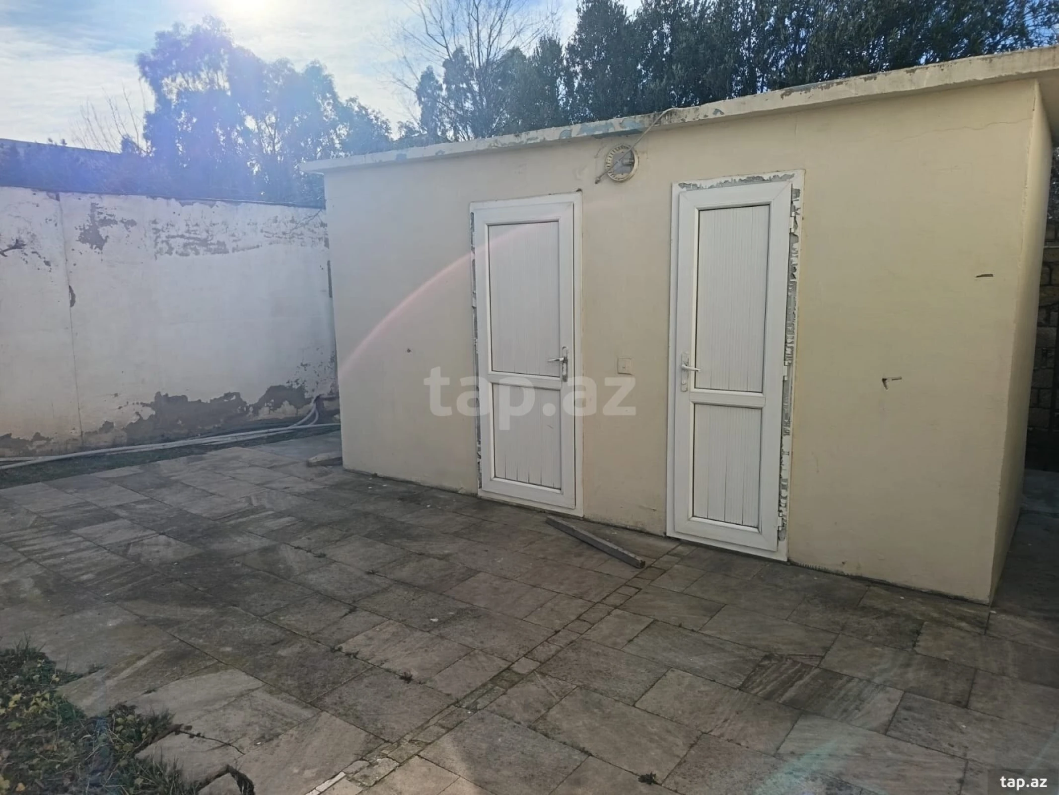 Satılır 5 otaqlı həyət evi