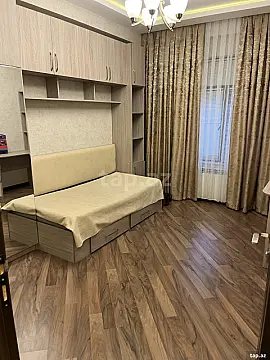 Kirayə verilir 3 otaqlı yeni tikili 150 m²