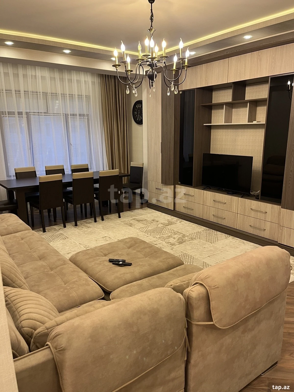 Kirayə verilir 3 otaqlı yeni tikili 150 m²