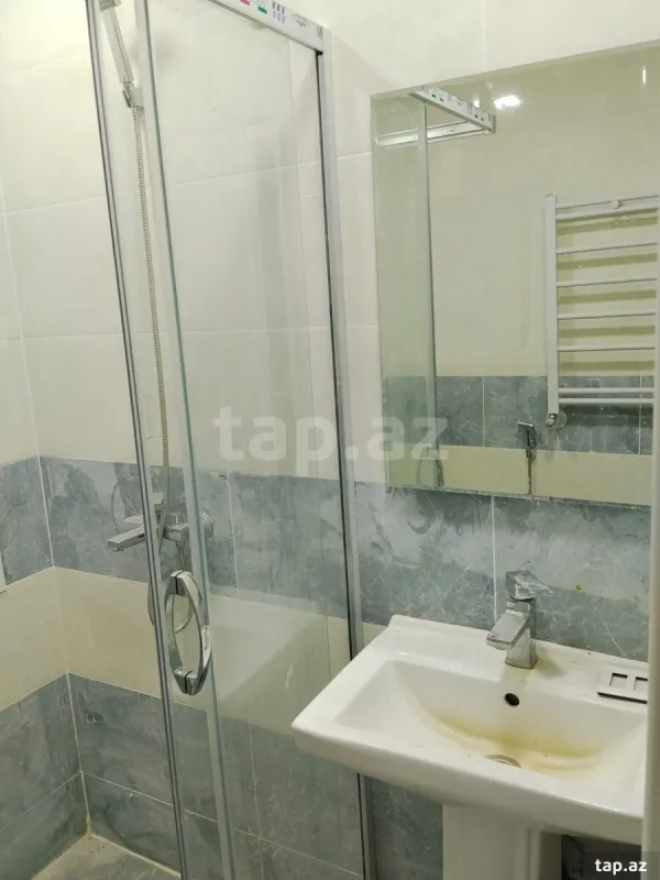 Kirayə verilir 2 otaqlı yeni tikili 52 m²