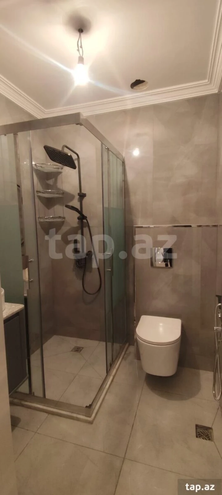 Satılır 2 otaqlı yeni tikili 75 m²