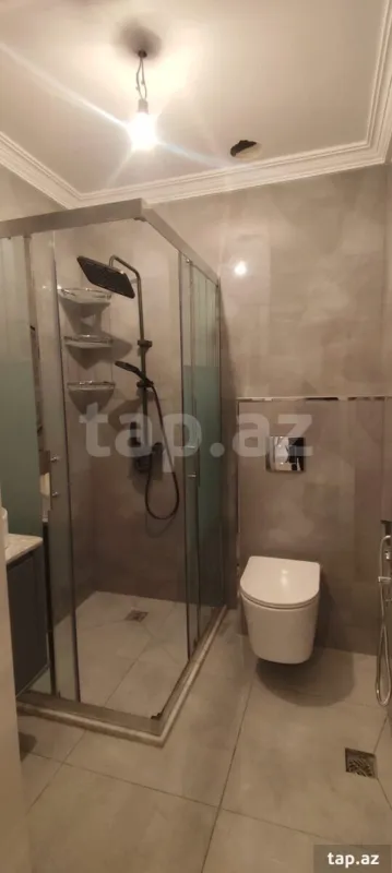 Satılır 2 otaqlı yeni tikili 75 m²